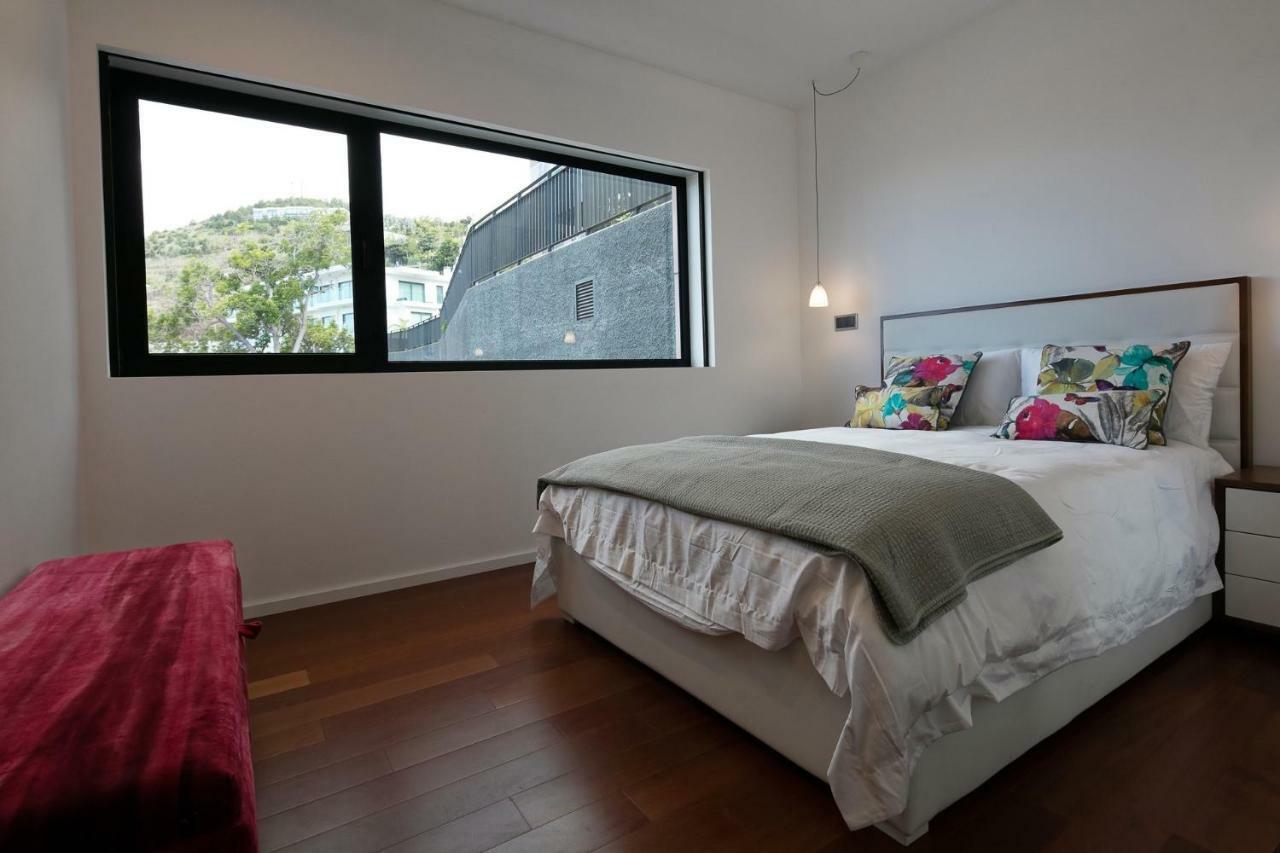 Spacious Luxury Holiday Apartment With A Great View, Funchal, Free Wifi And Parking Kültér fotó